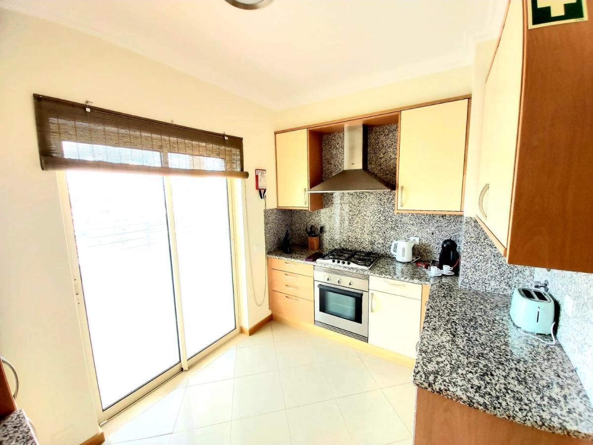Sea View Penthouse In Albufeira Apartment Luaran gambar